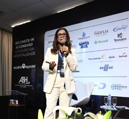 O importante tema da saúde mental ganhou espaço na programação do 37º Encatho & Exprotel nesta quarta-feira (12), no CentroSul, em Florianópolis. A advogada trabalhista Patrícia Souza Anastácio